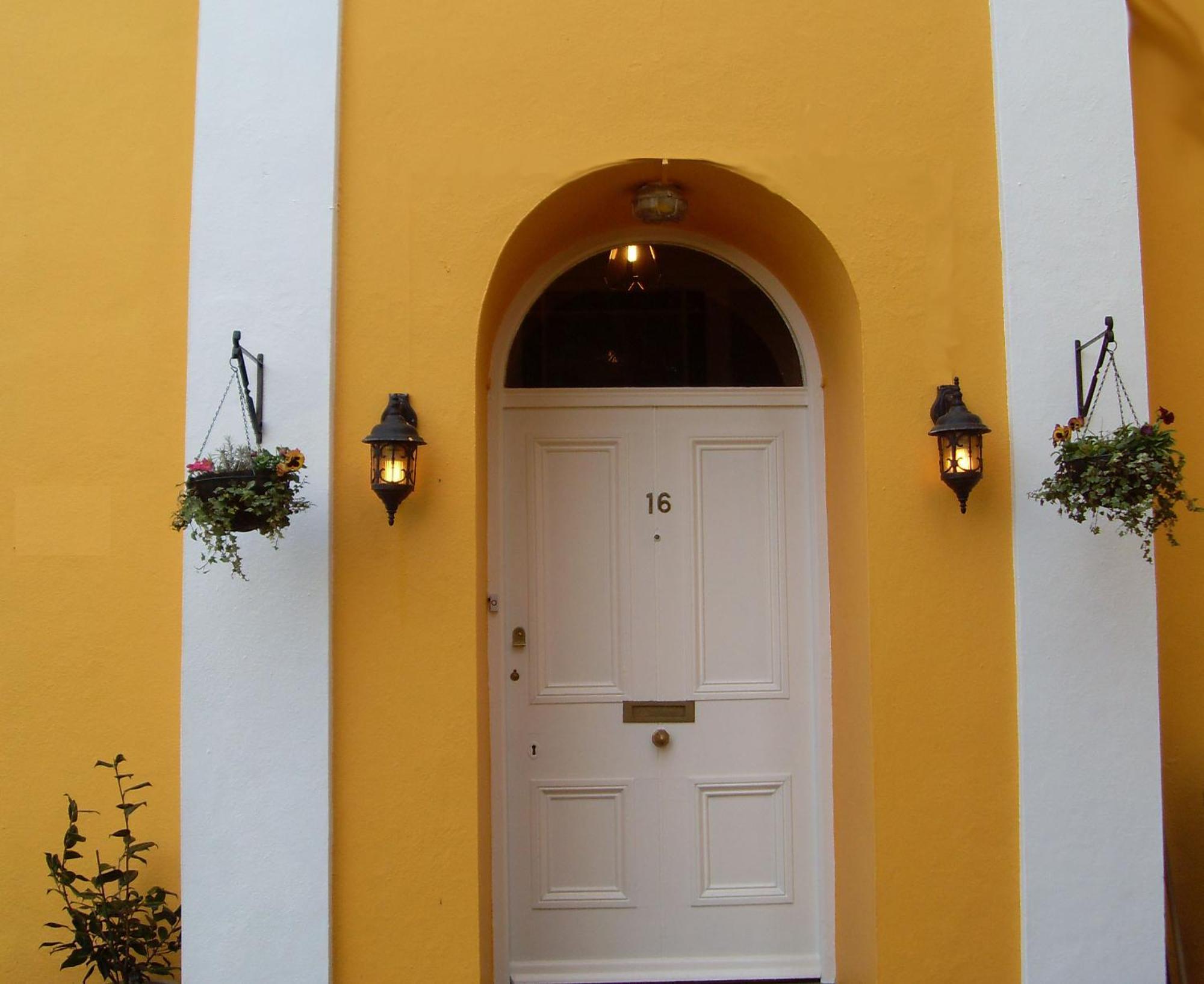 Heathcliff House B&B Exclusively For Adults Free Large Carpark Торки Екстериор снимка