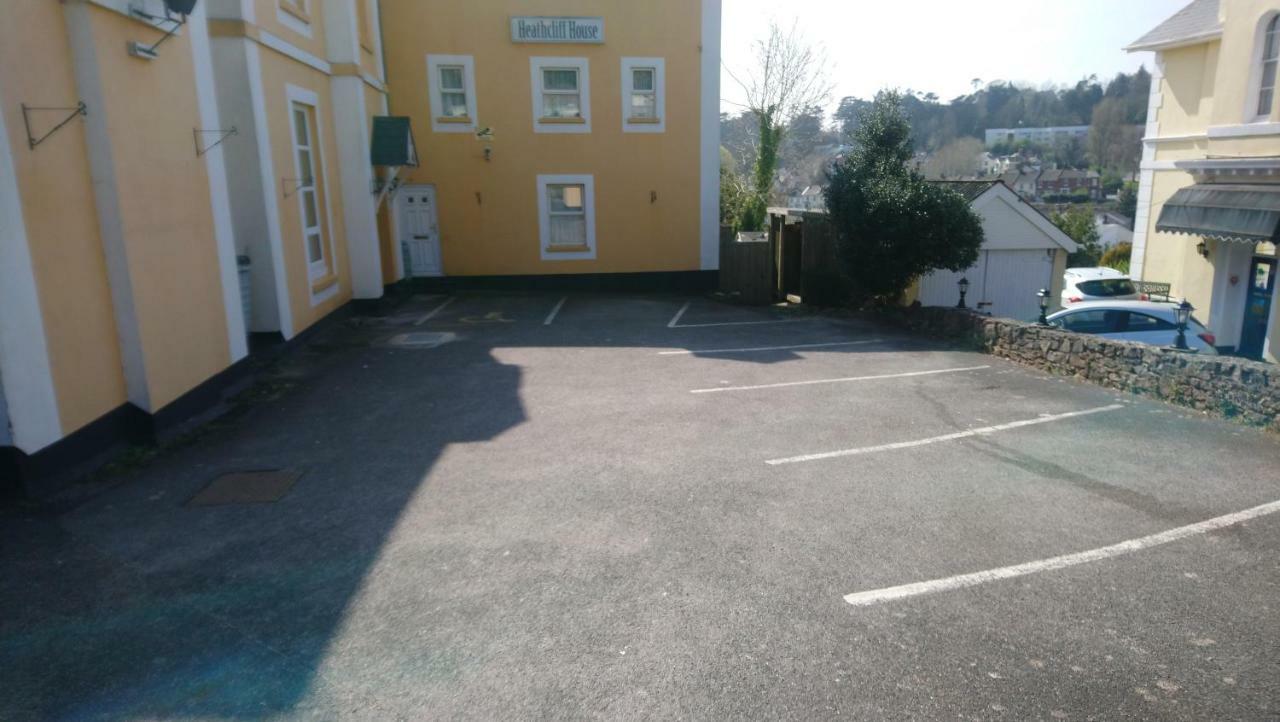 Heathcliff House B&B Exclusively For Adults Free Large Carpark Торки Екстериор снимка